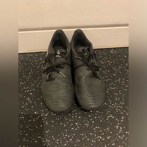 Adidas predator outdoor soccer cleats women size US 7 1/2 football shoes girls - Picture 1 of 4